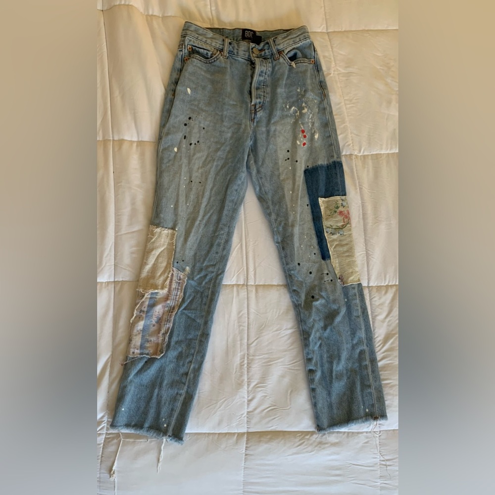 BDG URBAN OUTFITTERS SLIM STRAIGHT JEANS